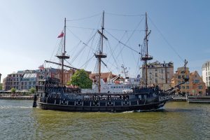 The Role of the Cruise Director: Behind the Scenes of Onboard Entertainment